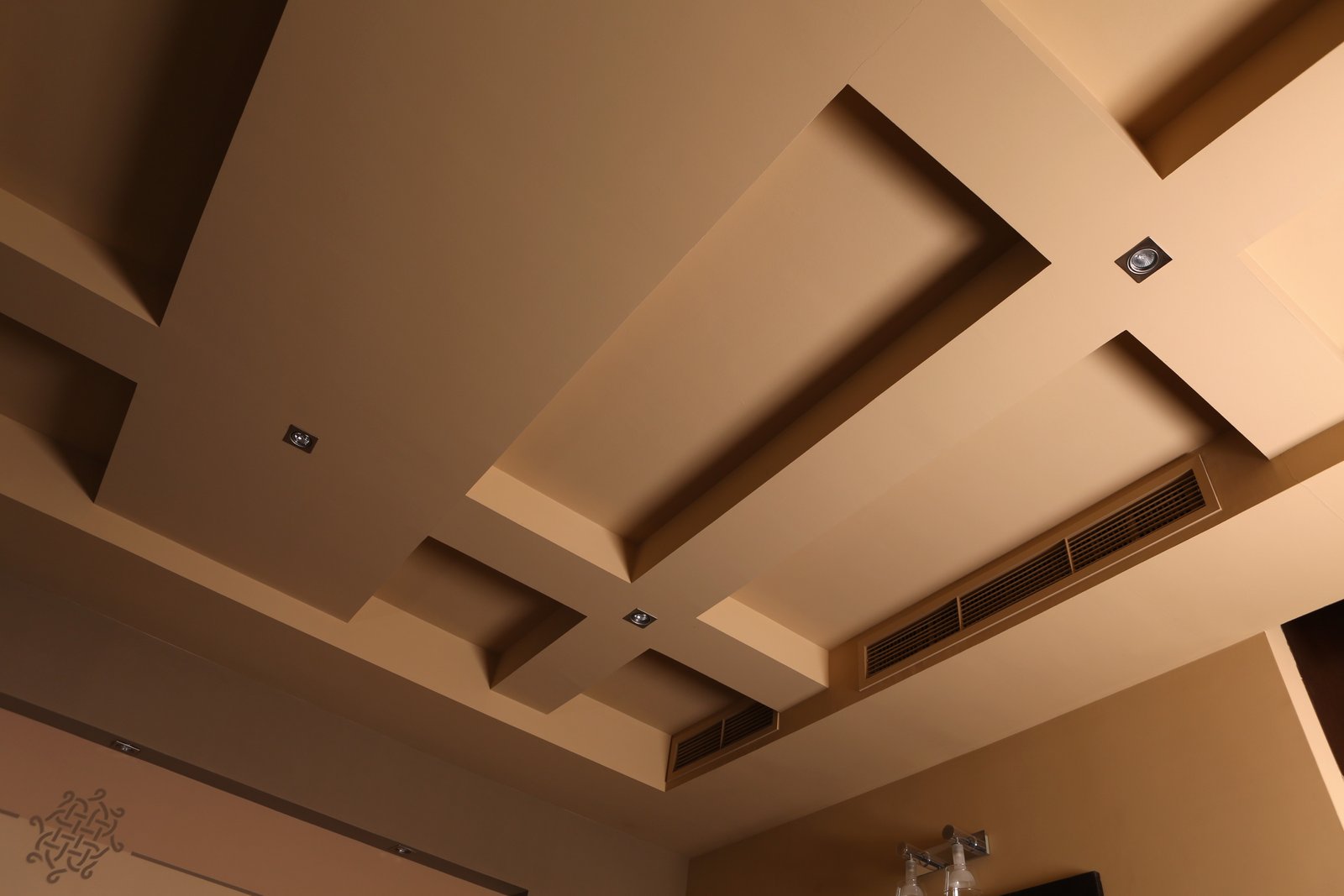 PALM HILLS RESIDENCE